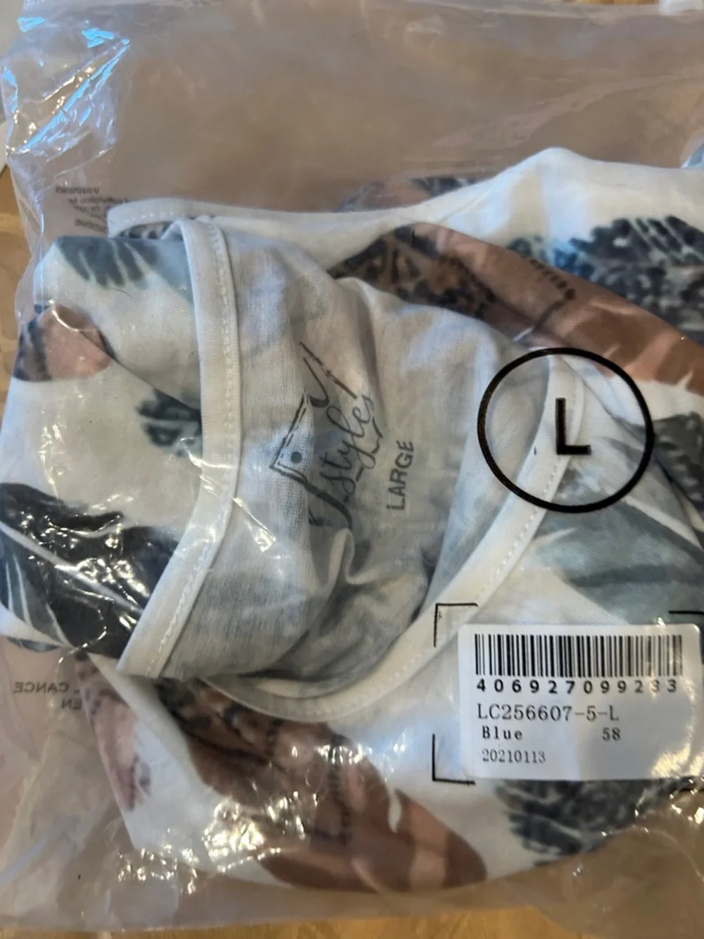 Women's Feather Print Tank Top - White, Blue & Brown - Picture 5 of 5